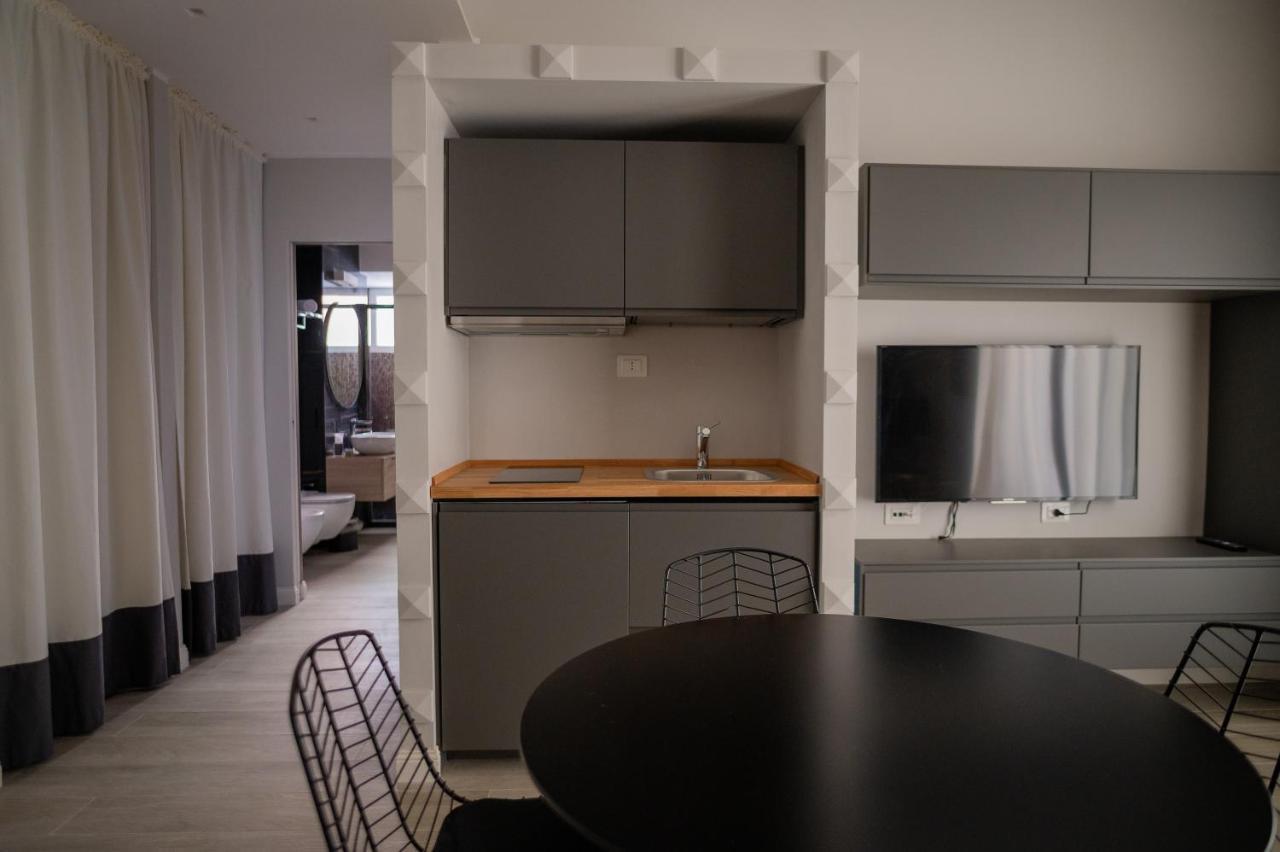 Gabri Guest House Bari Buitenkant foto