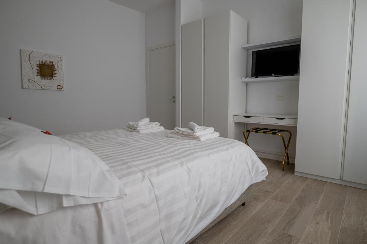 Gabri Guest House Bari Buitenkant foto